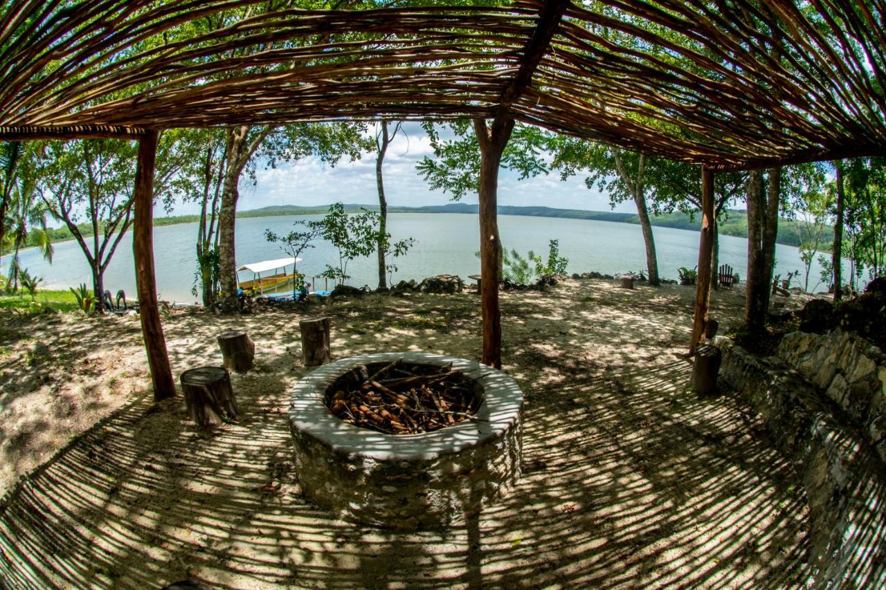 Ecolodge El Sombrero Laguna Yaxha 외부 사진